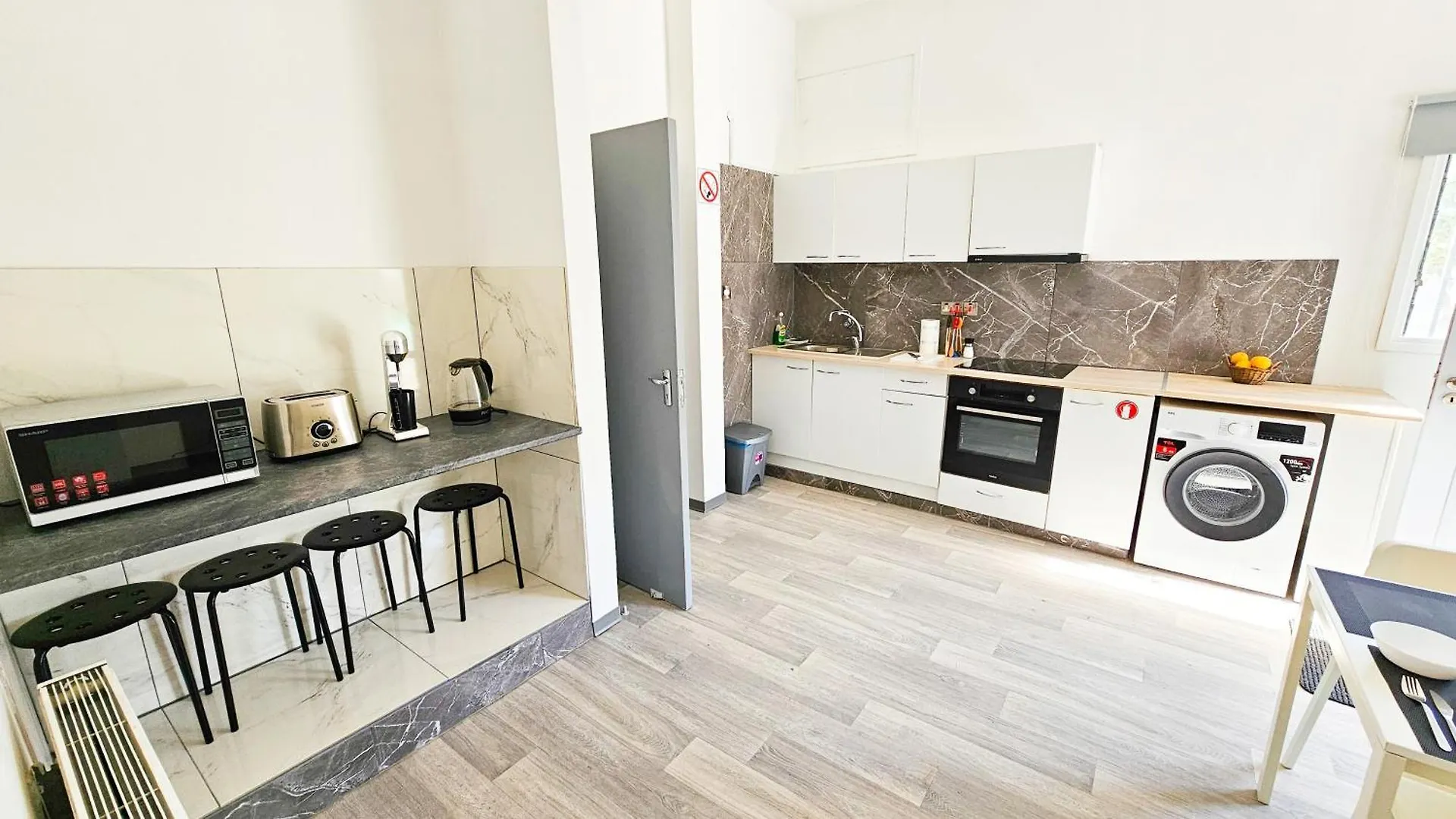The Lemon Tree Hostel Larnaca